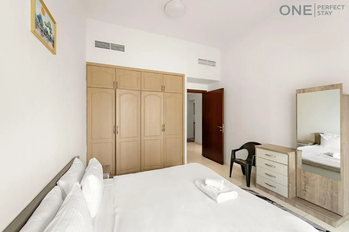 Cozy 2Br Apartment In Marina With Pool & Gym Dubai United Arab Emirates