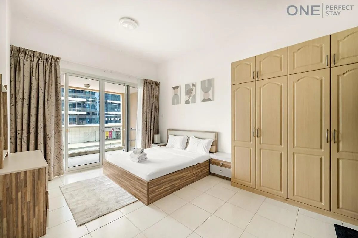Cozy 2Br Apartment In Marina With Pool & Gym Dubai