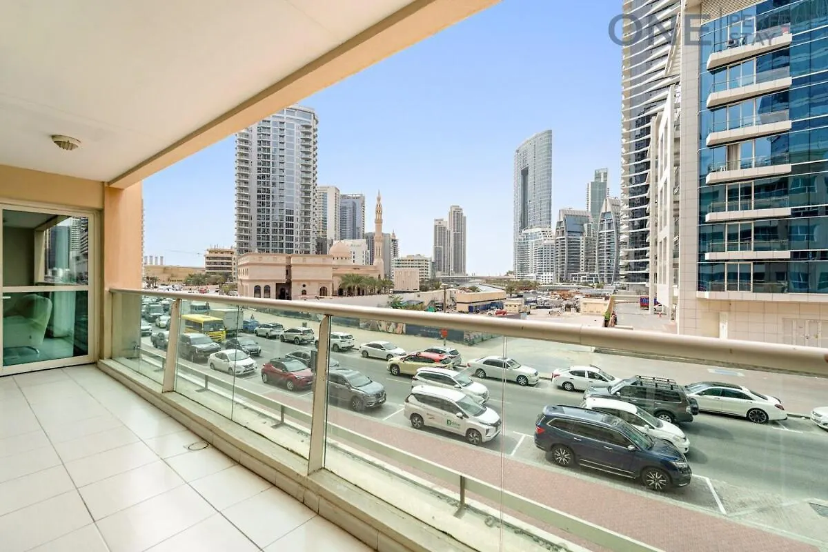 Cozy 2Br Apartment In Marina With Pool & Gym Dubai