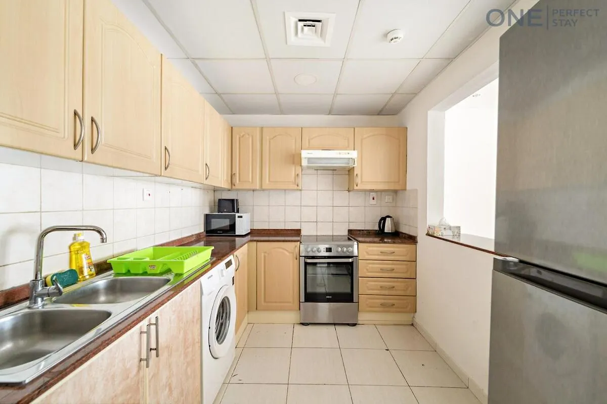 Cozy 2Br Apartment In Marina With Pool & Gym Dubai 0*,