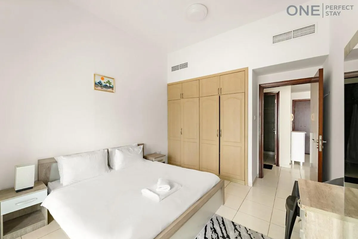 Cozy 2Br Apartment In Marina With Pool & Gym Dubai